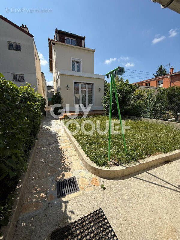 Maison à FONTENAY-SOUS-BOIS