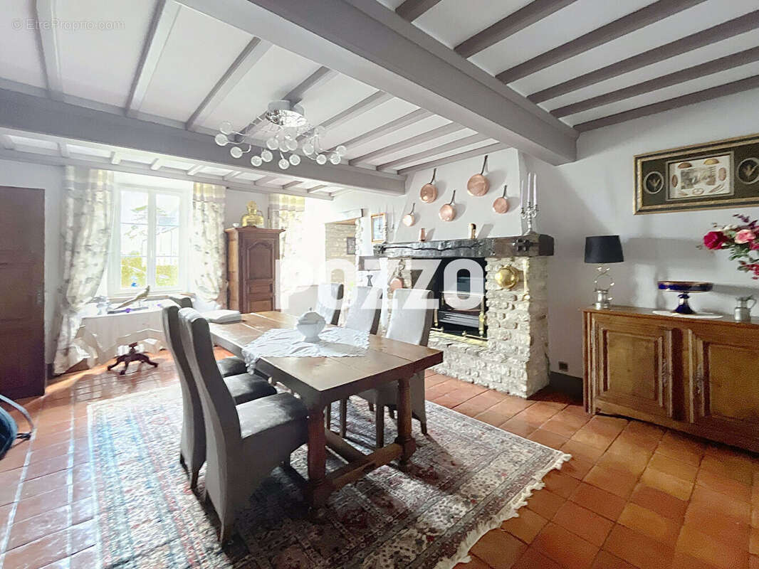 Maison à TURQUEVILLE