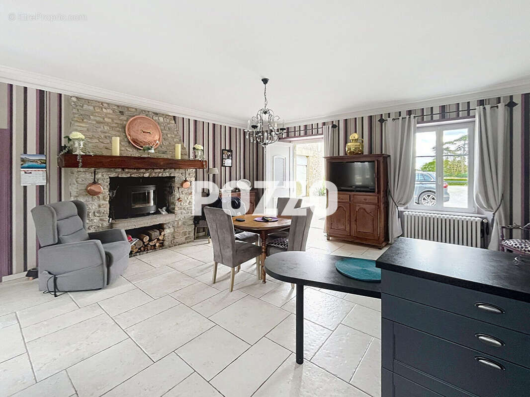 Maison à TURQUEVILLE