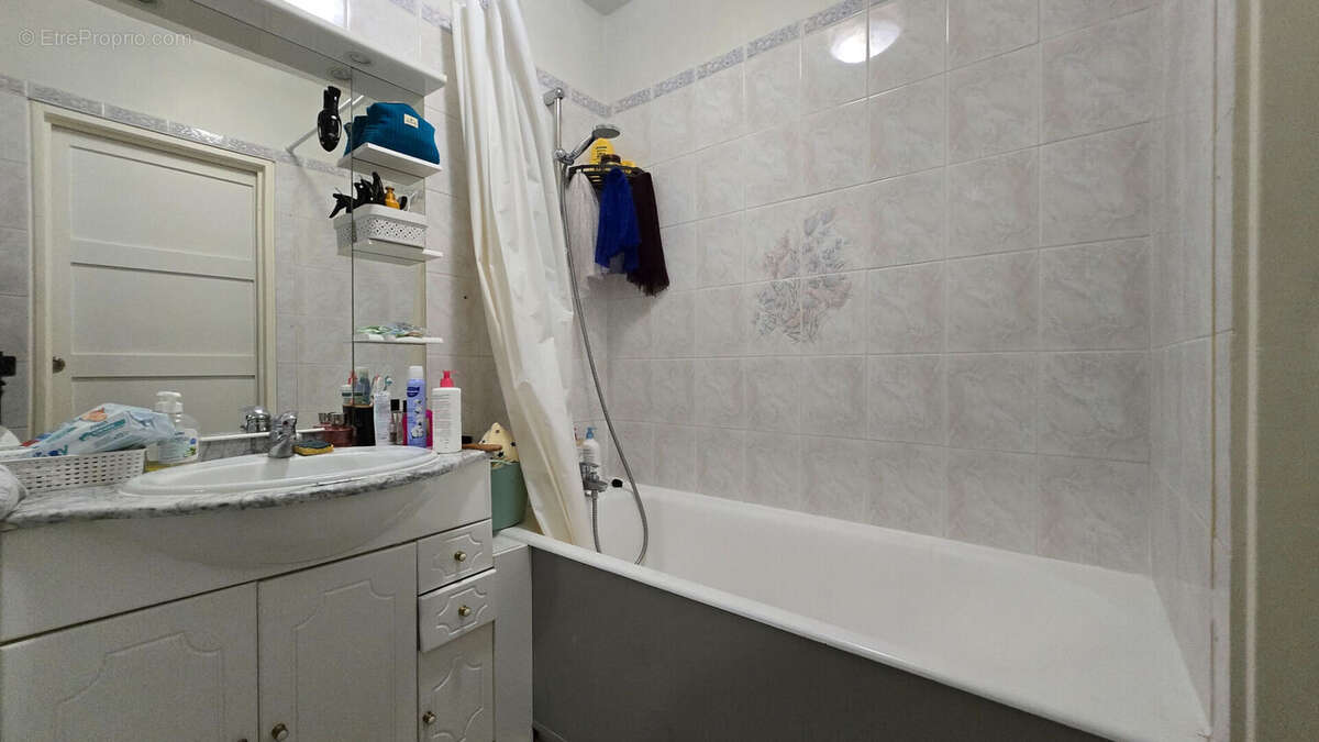 Appartement à SAINT-MICHEL-SUR-ORGE