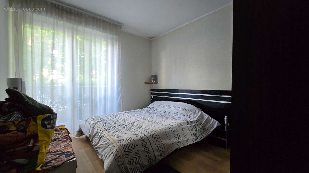 Appartement à SAINT-MICHEL-SUR-ORGE