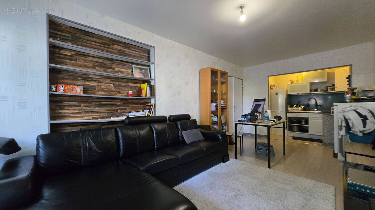 Appartement à SAINT-MICHEL-SUR-ORGE