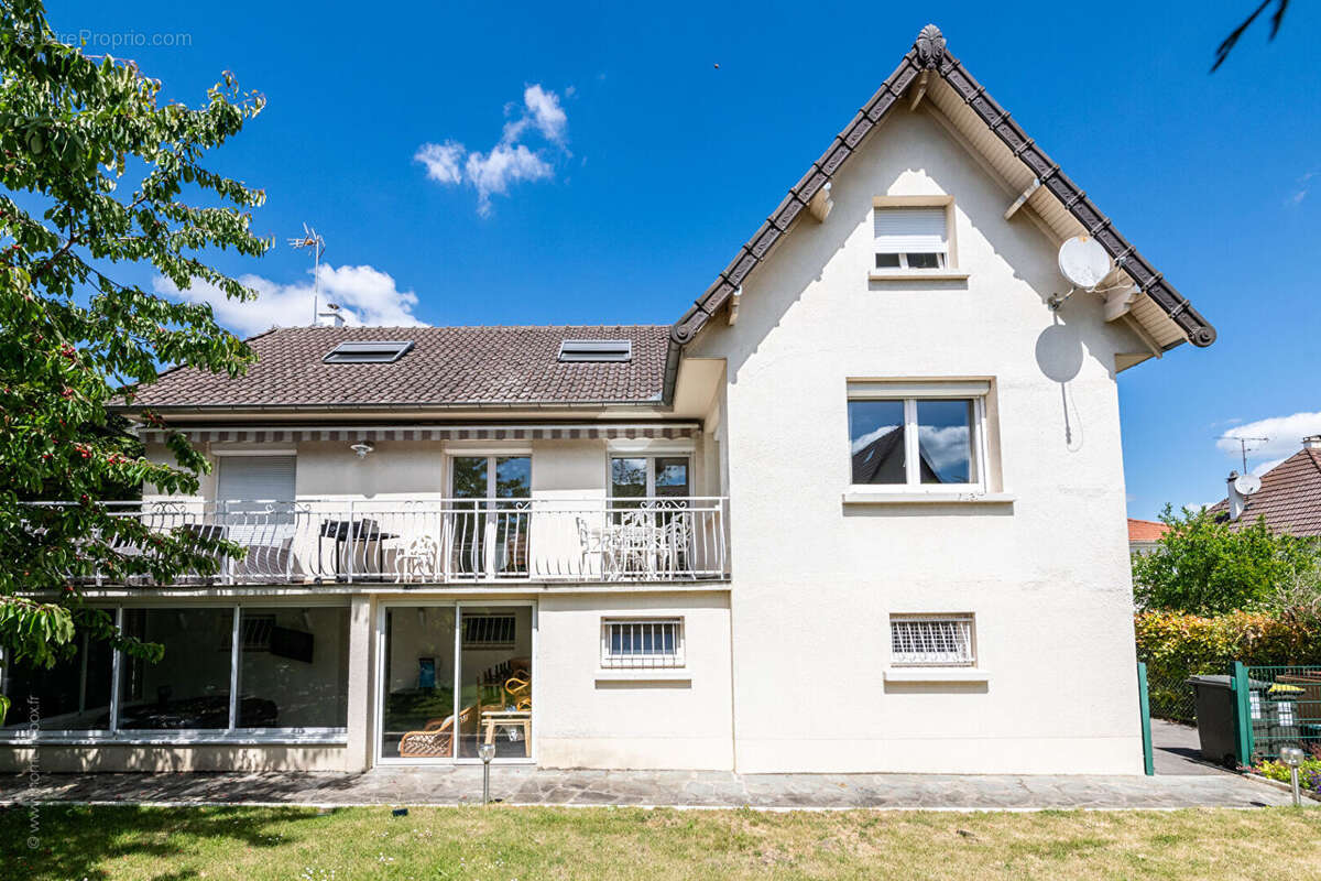 Maison à NOISY-LE-GRAND