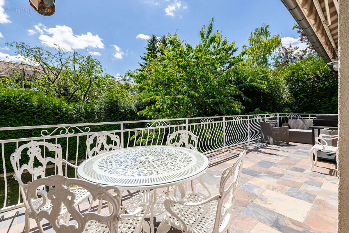 Maison à NOISY-LE-GRAND