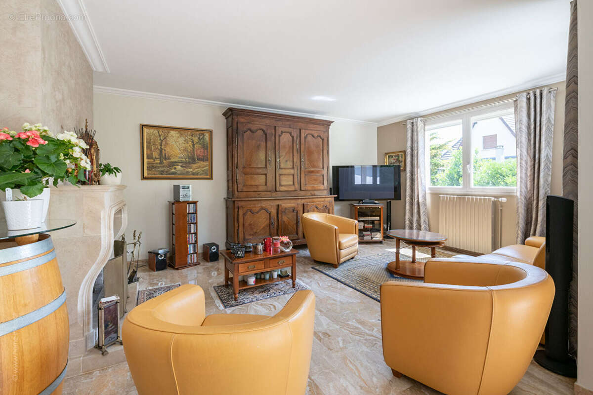 Maison à NOISY-LE-GRAND