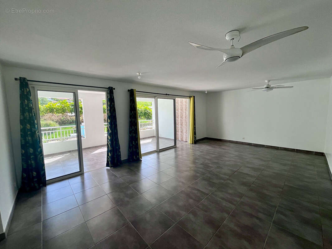 Appartement à LES TROIS-ILETS