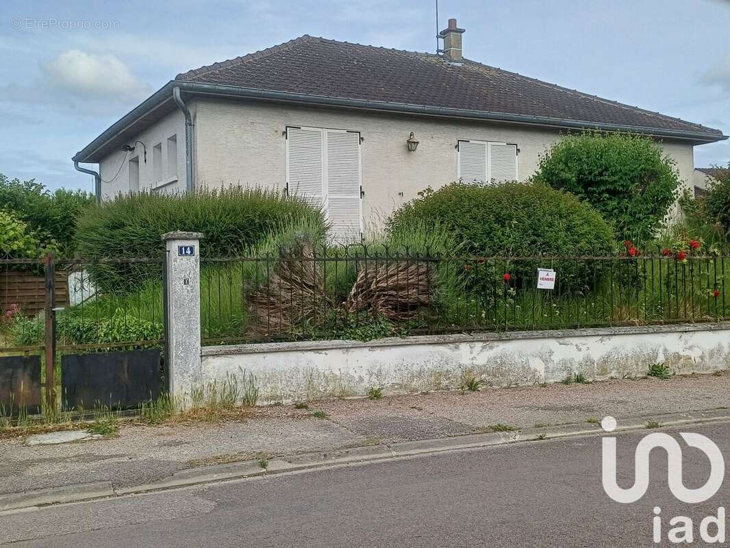 Photo 2 - Maison à BRIENNE-LE-CHATEAU