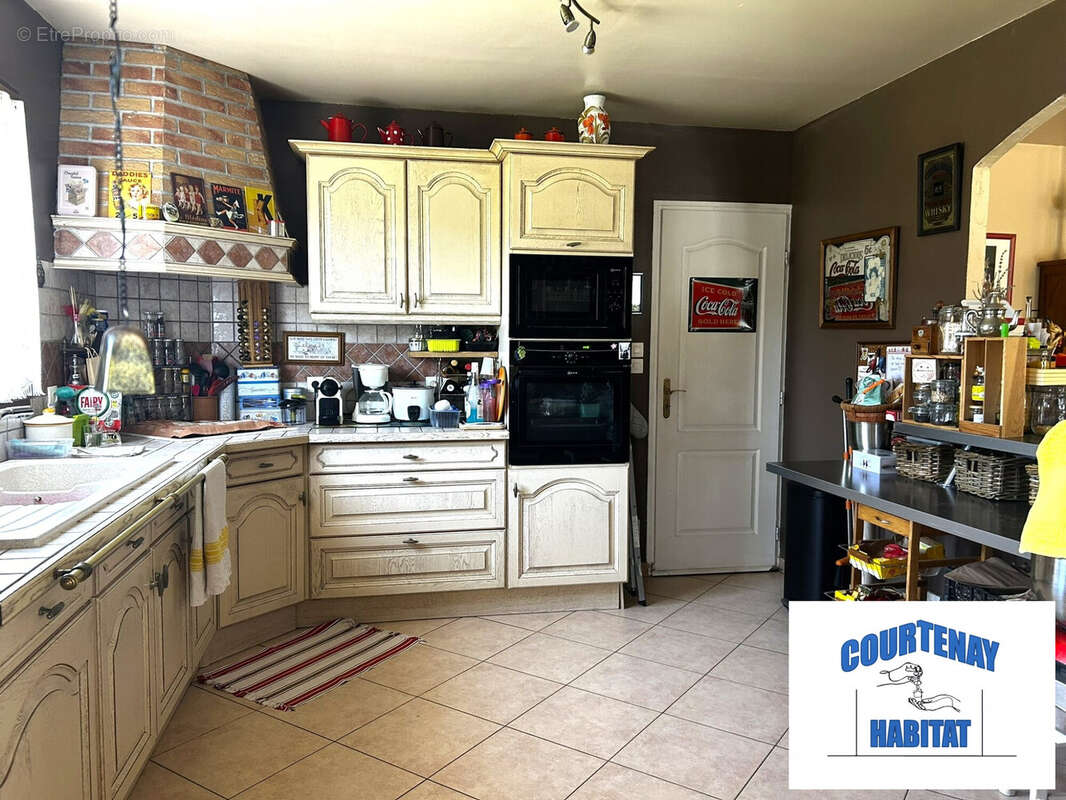 Maison à COURTENAY