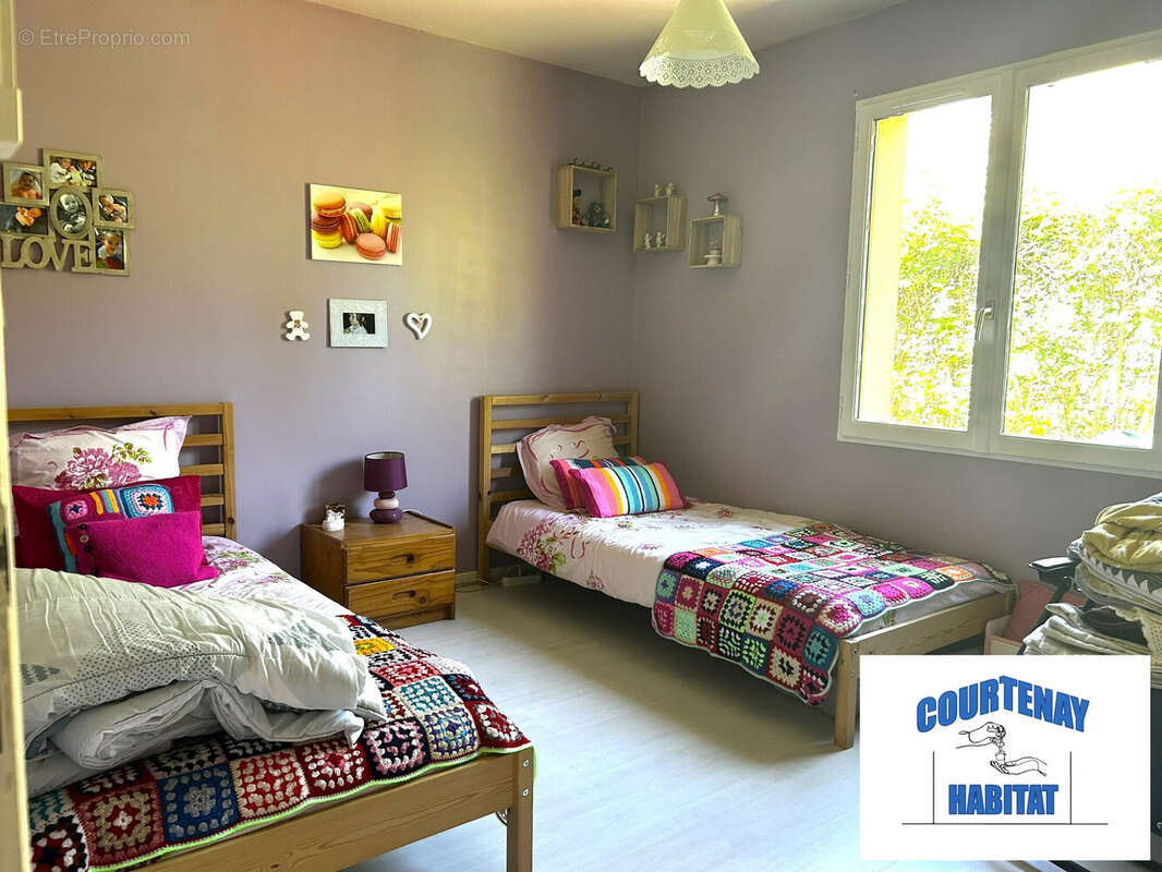 Maison à COURTENAY
