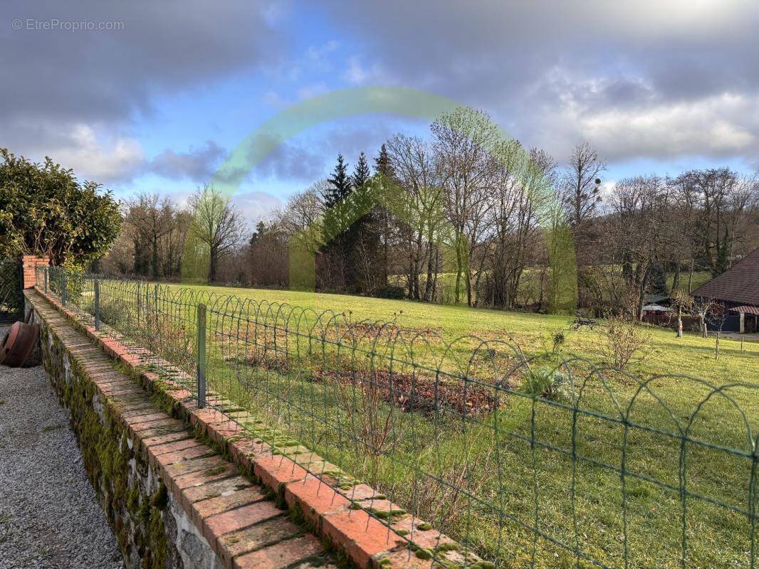 Maison à SAINT-CHABRAIS