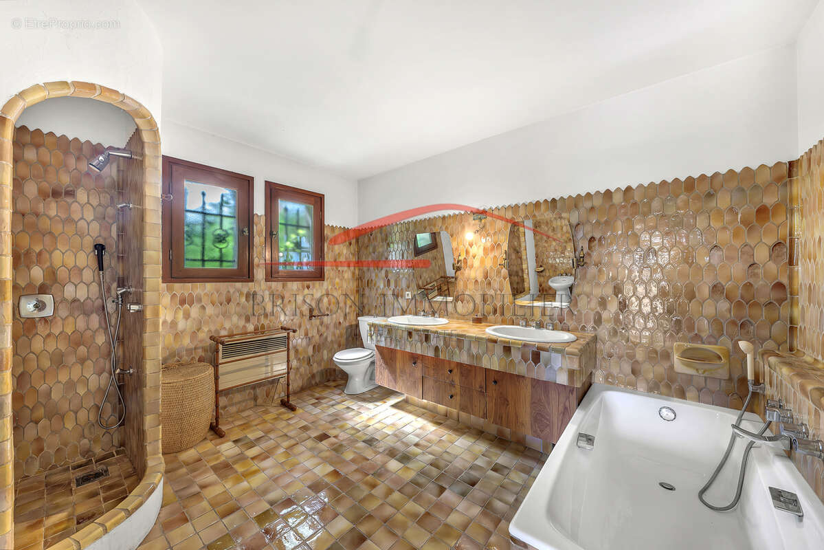 Maison à LA COLLE-SUR-LOUP