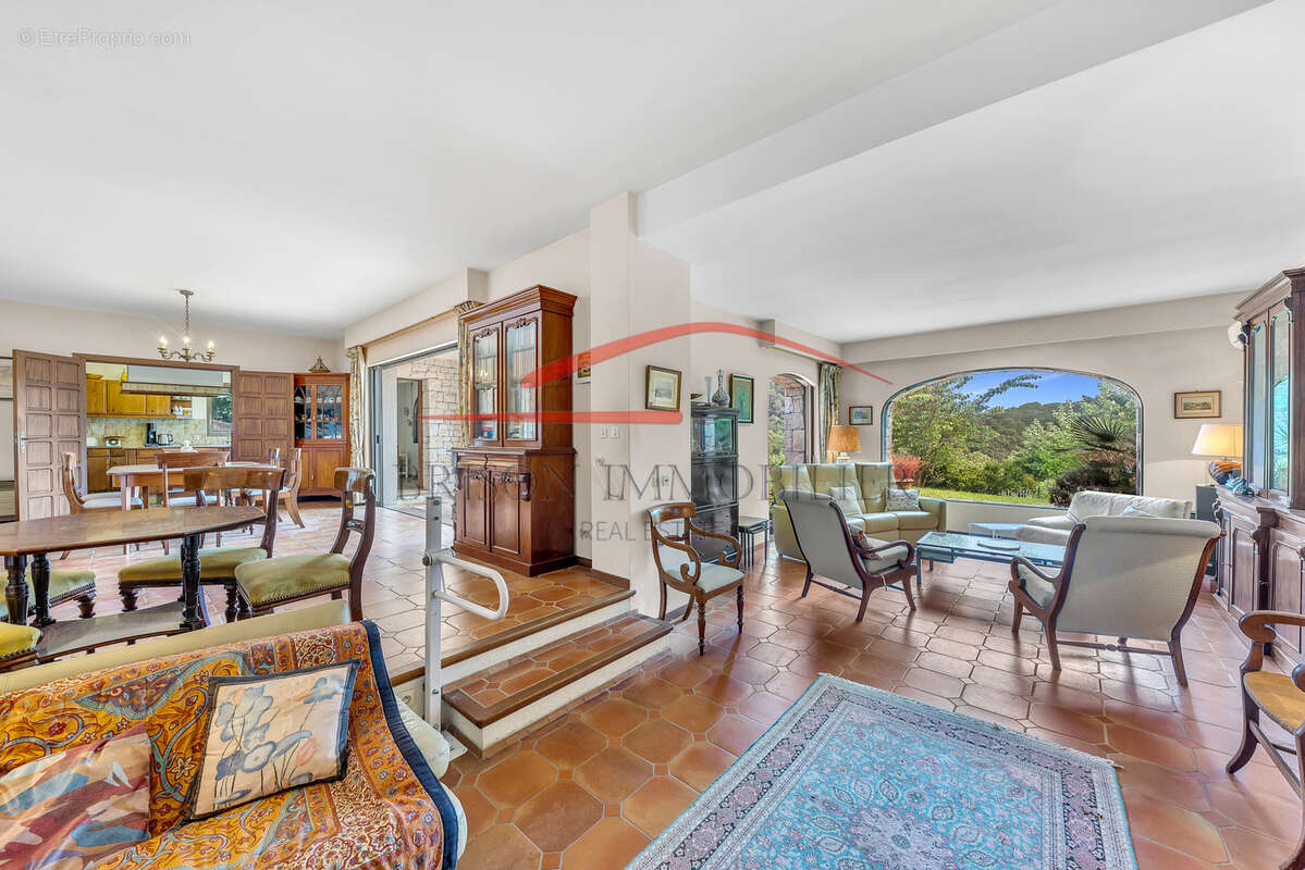 Maison à LA COLLE-SUR-LOUP