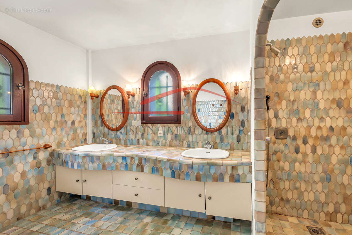 Maison à LA COLLE-SUR-LOUP