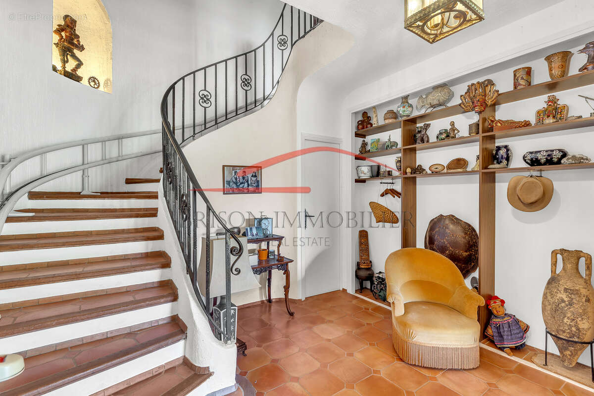 Maison à LA COLLE-SUR-LOUP