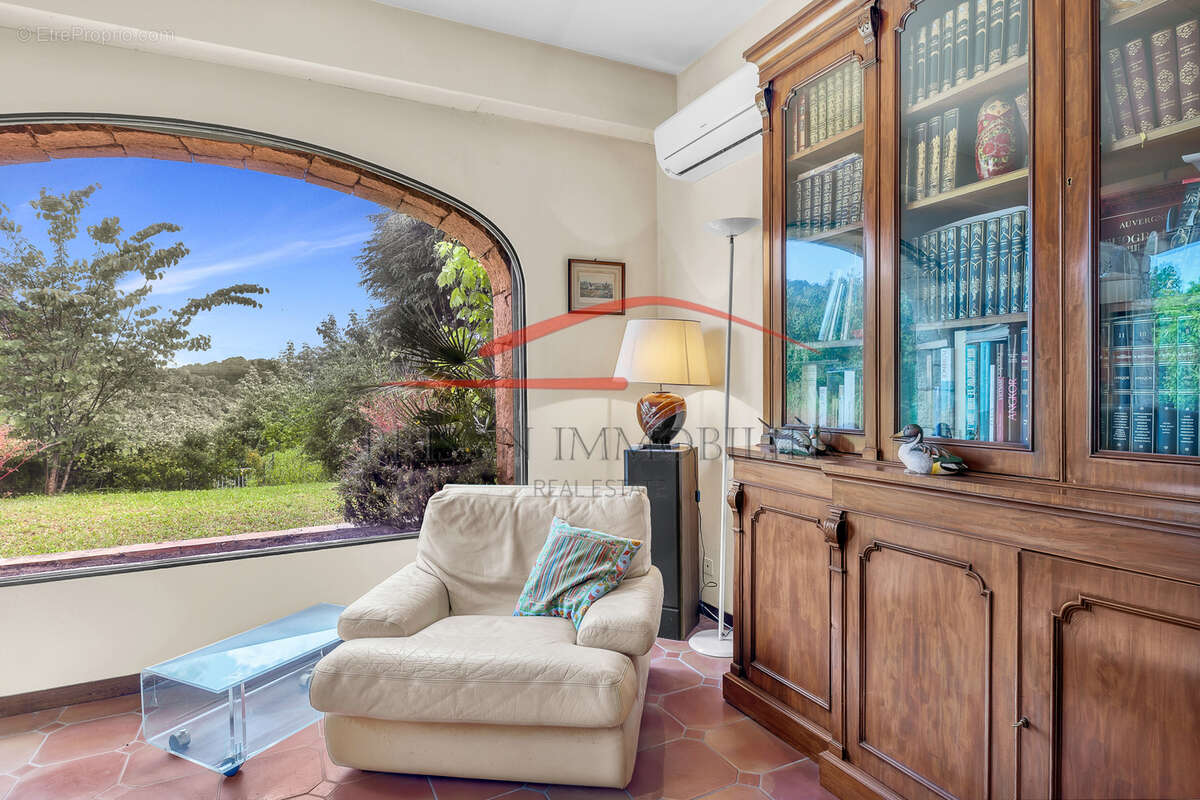 Maison à LA COLLE-SUR-LOUP