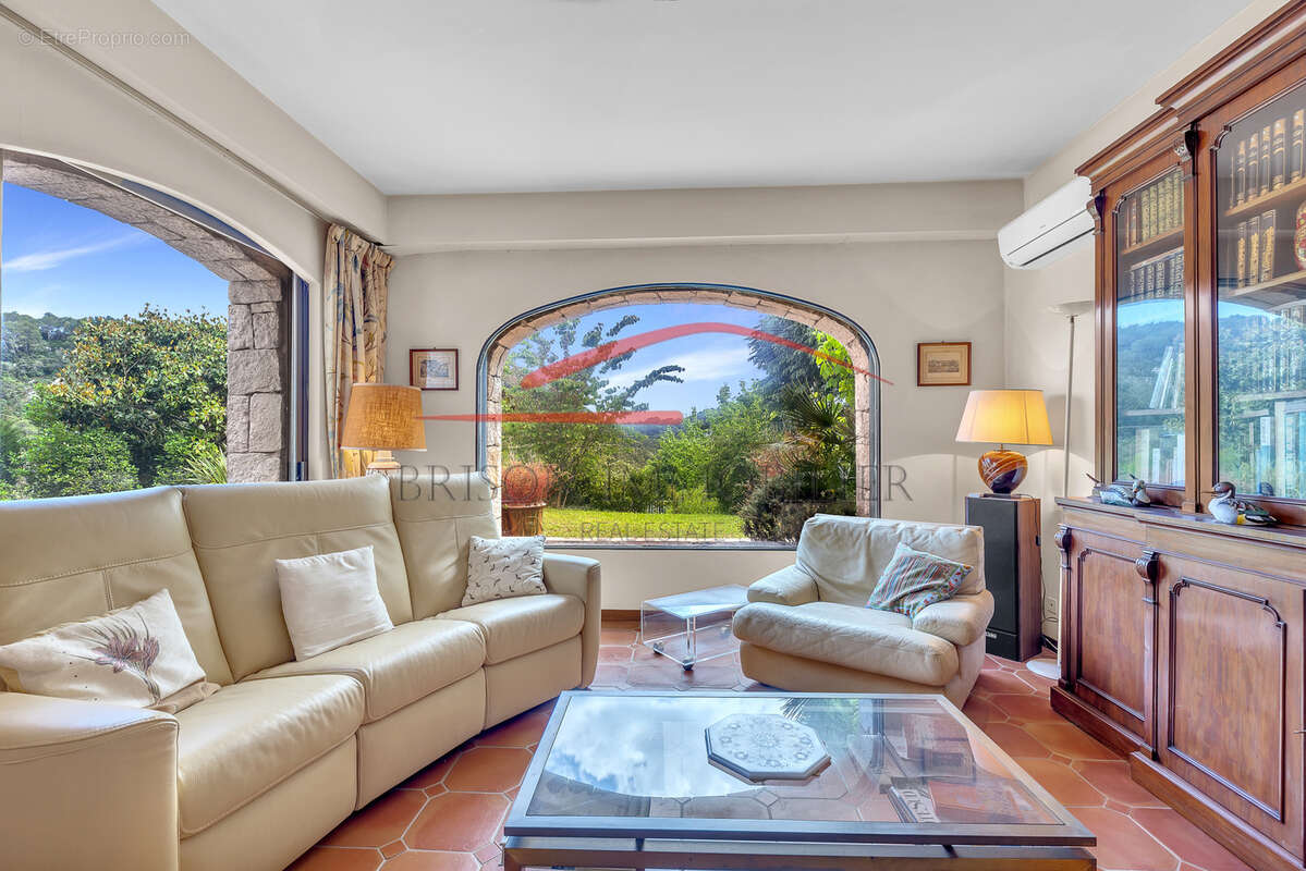 Maison à LA COLLE-SUR-LOUP