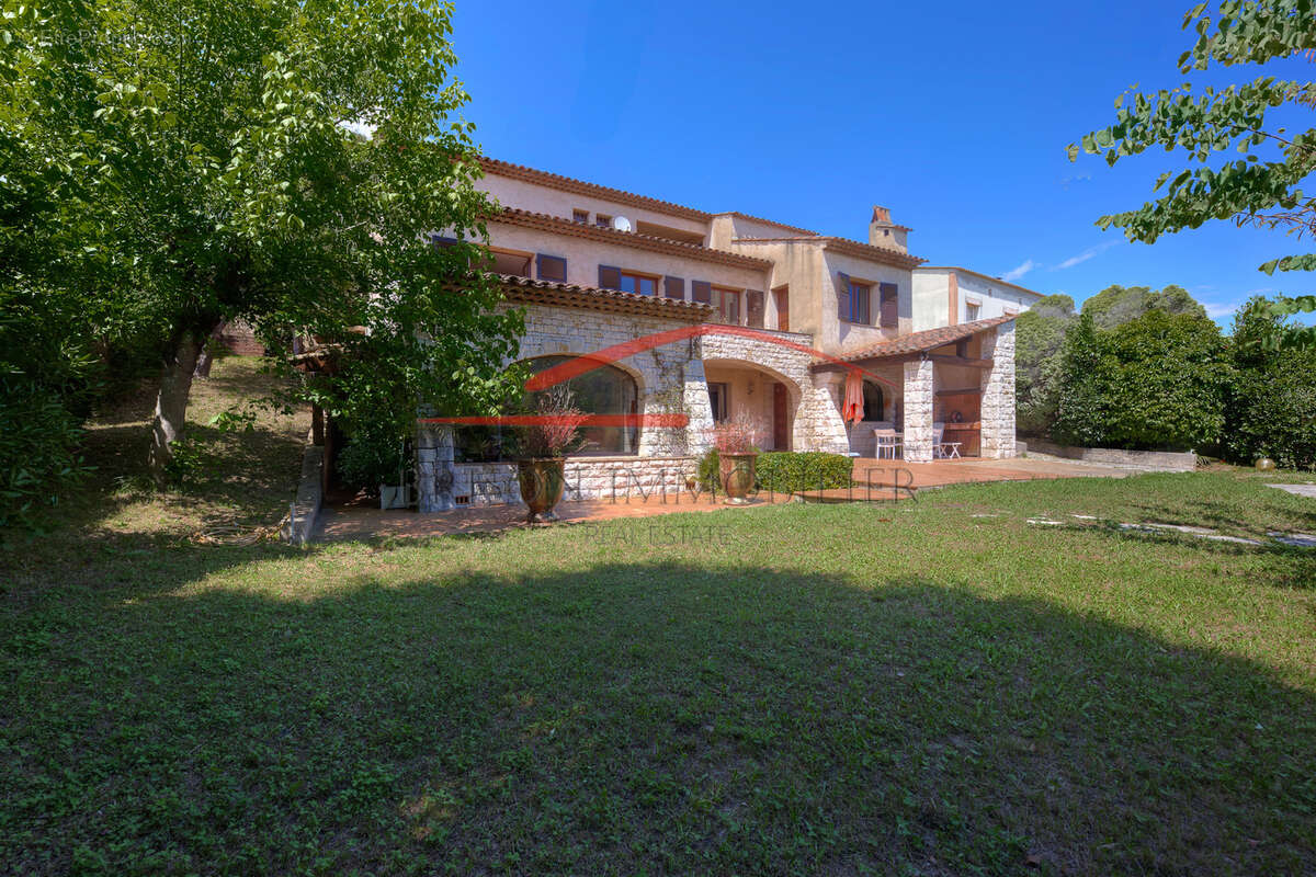 Maison à LA COLLE-SUR-LOUP