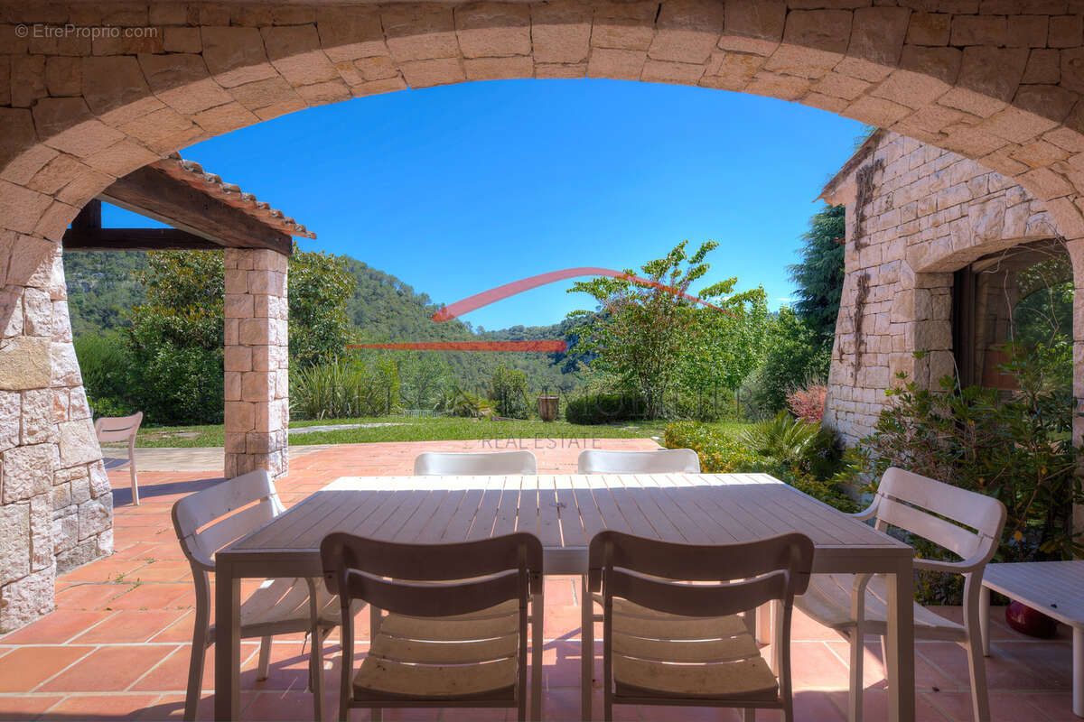 Maison à LA COLLE-SUR-LOUP