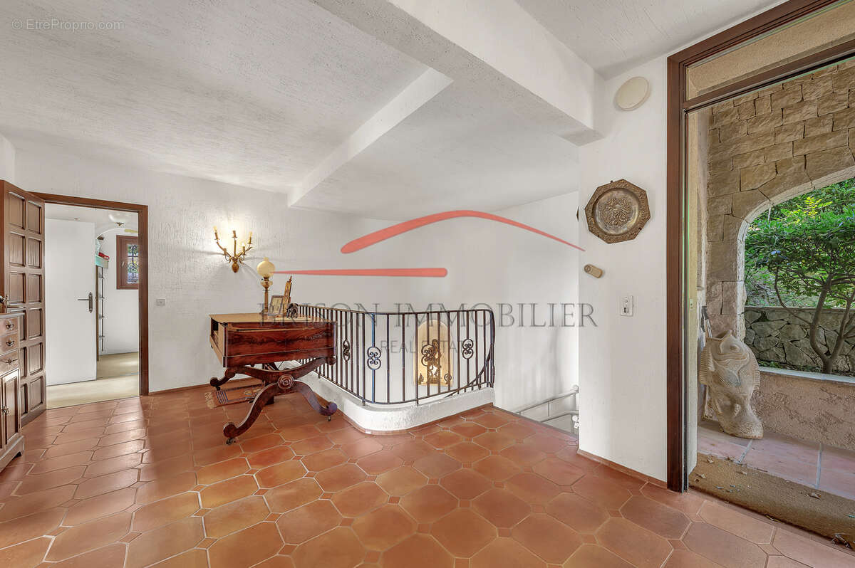 Maison à LA COLLE-SUR-LOUP