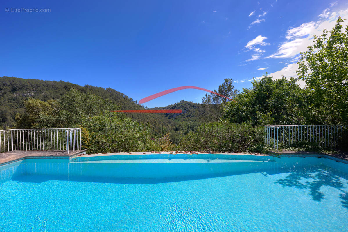 Maison à LA COLLE-SUR-LOUP