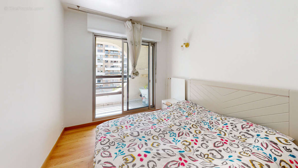 Appartement à PARIS-19E