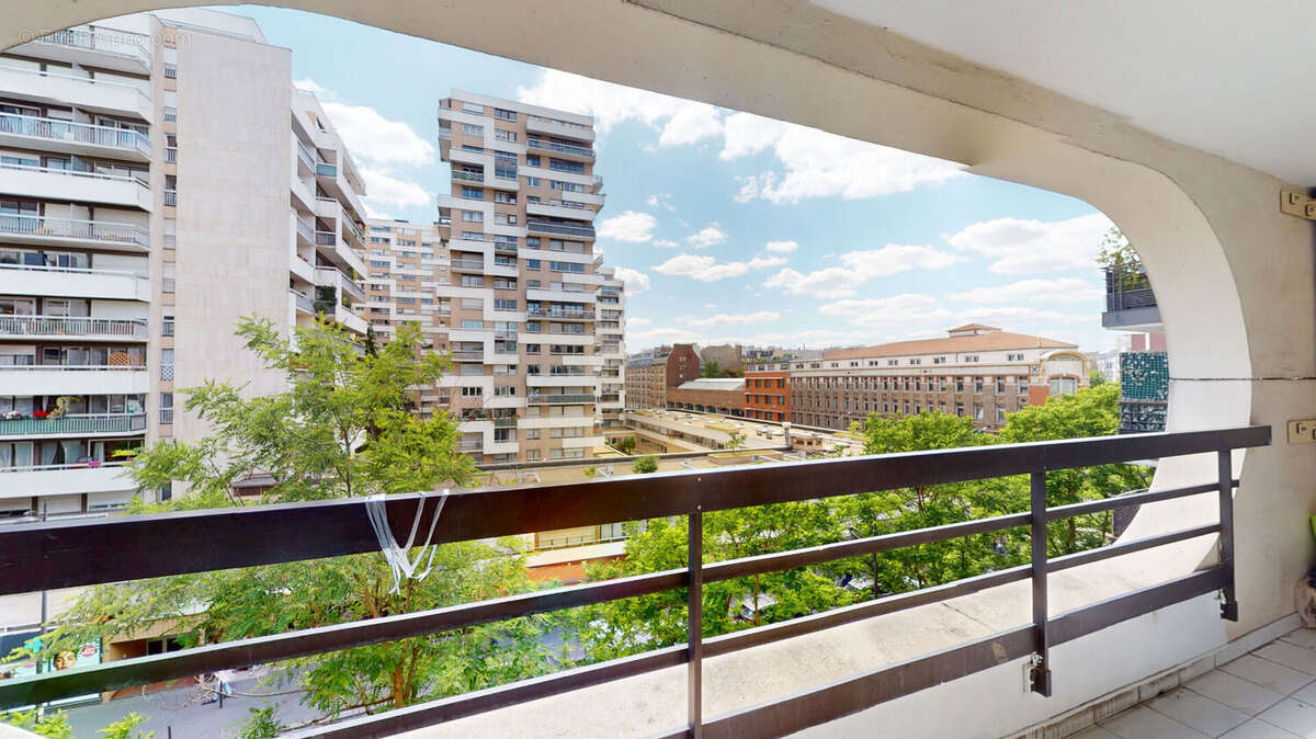 Appartement à PARIS-19E