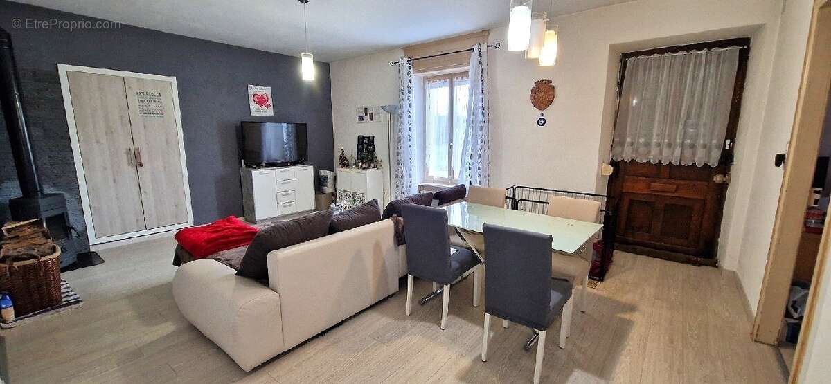 Maison à GRANDVILLARS