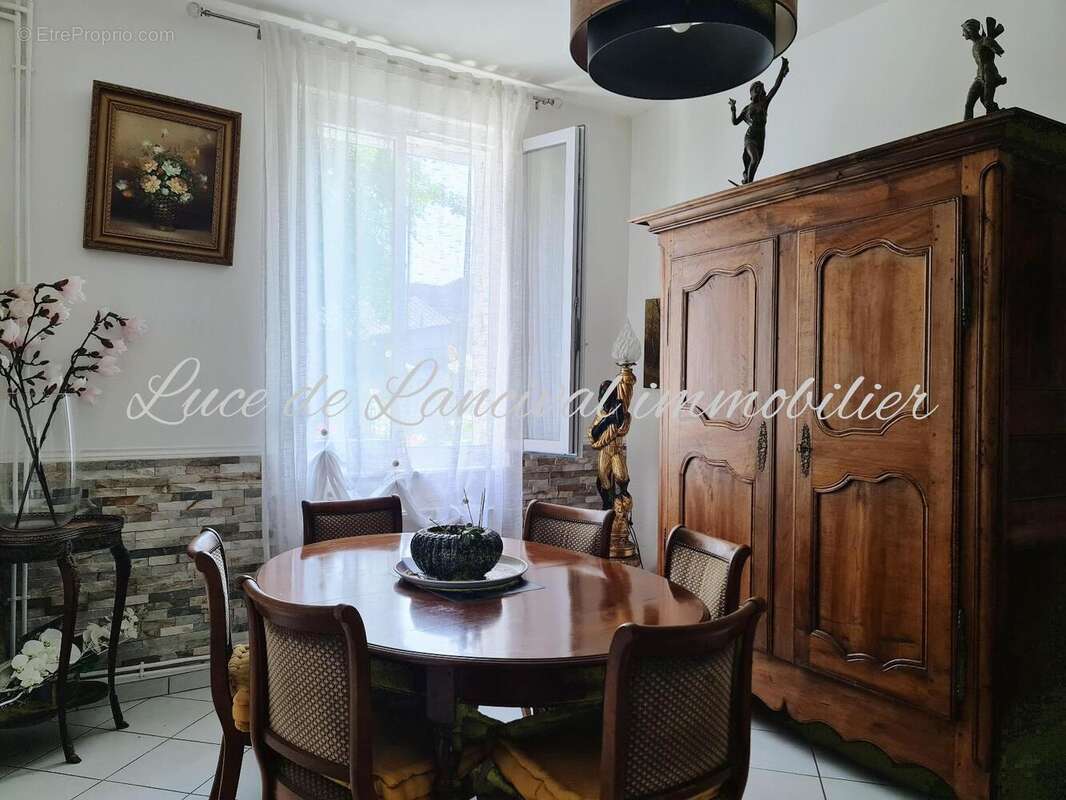 Photo 2 - Maison à CHAUNY