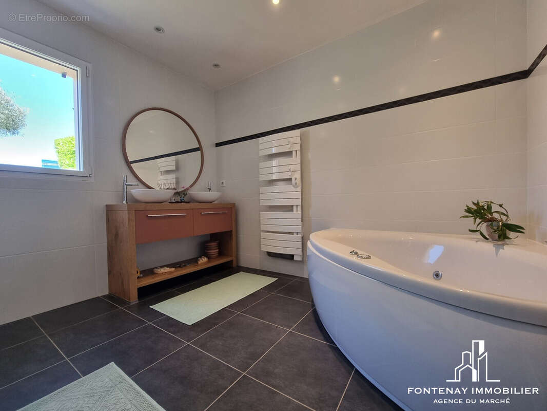 Maison à L&#039;ORBRIE