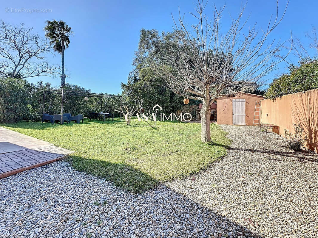 Maison à LA LONDE-LES-MAURES