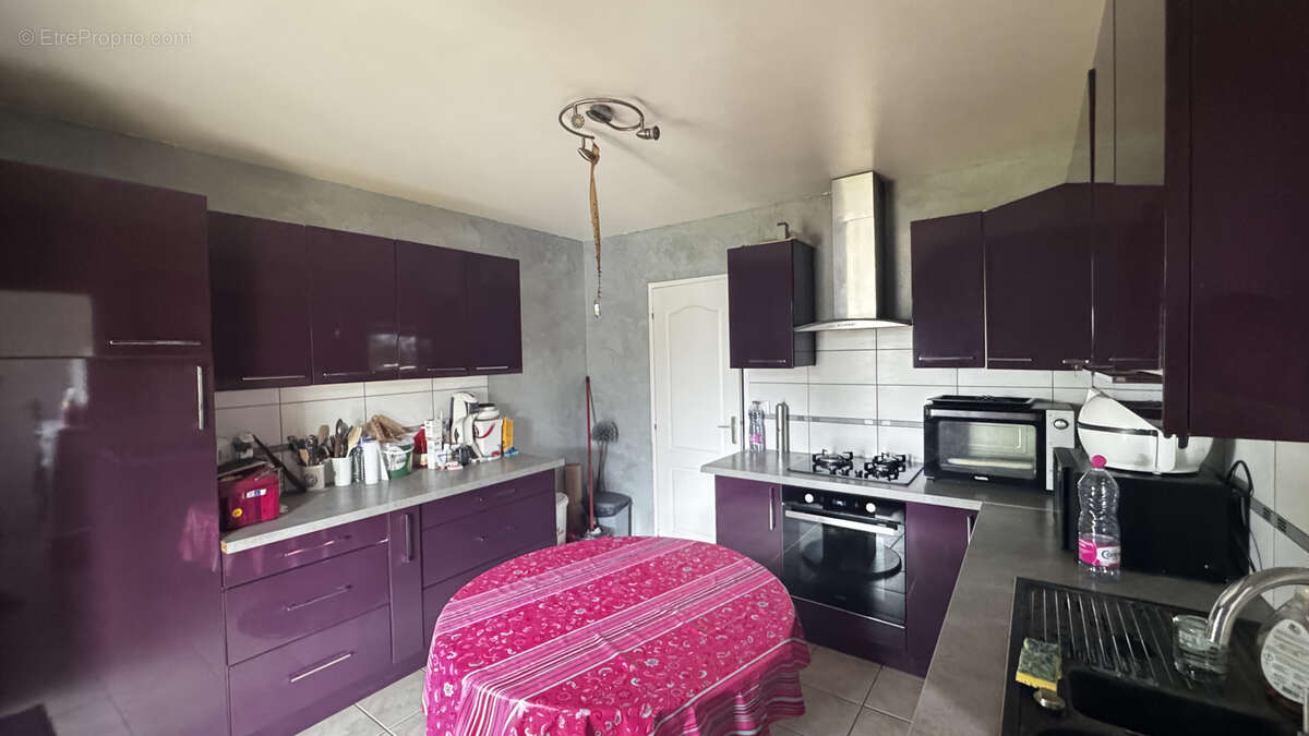 Maison à CHAUFOUR-NOTRE-DAME