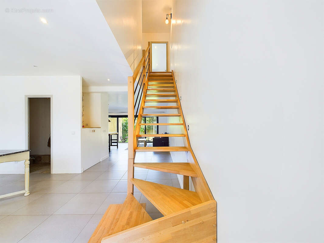 Maison à VITRY-SUR-SEINE