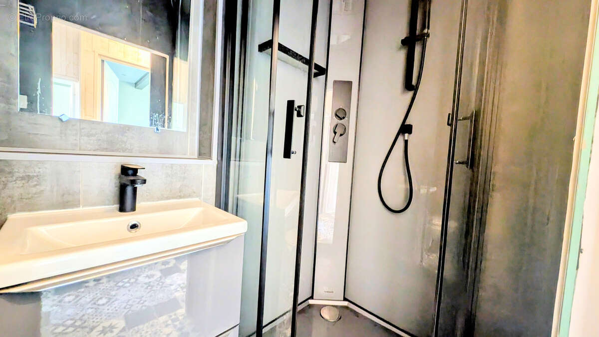 Maison à LAROQUE-DES-ALBERES