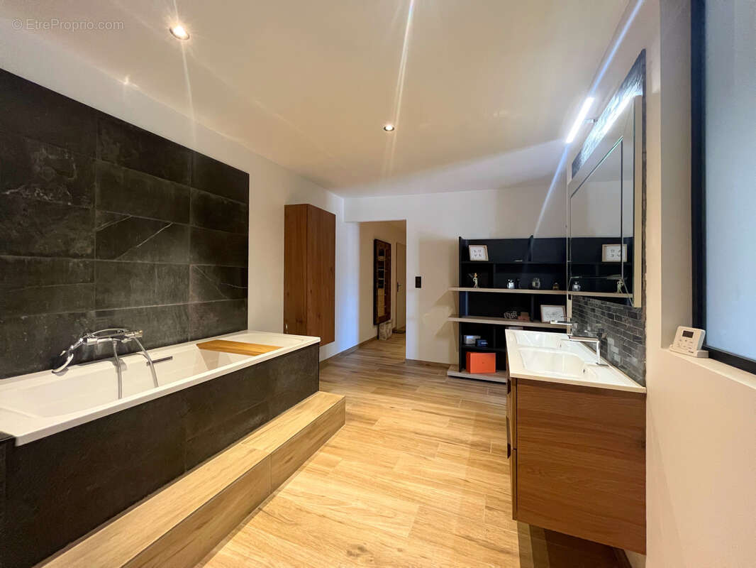 Maison à ECCICA-SUARELLA