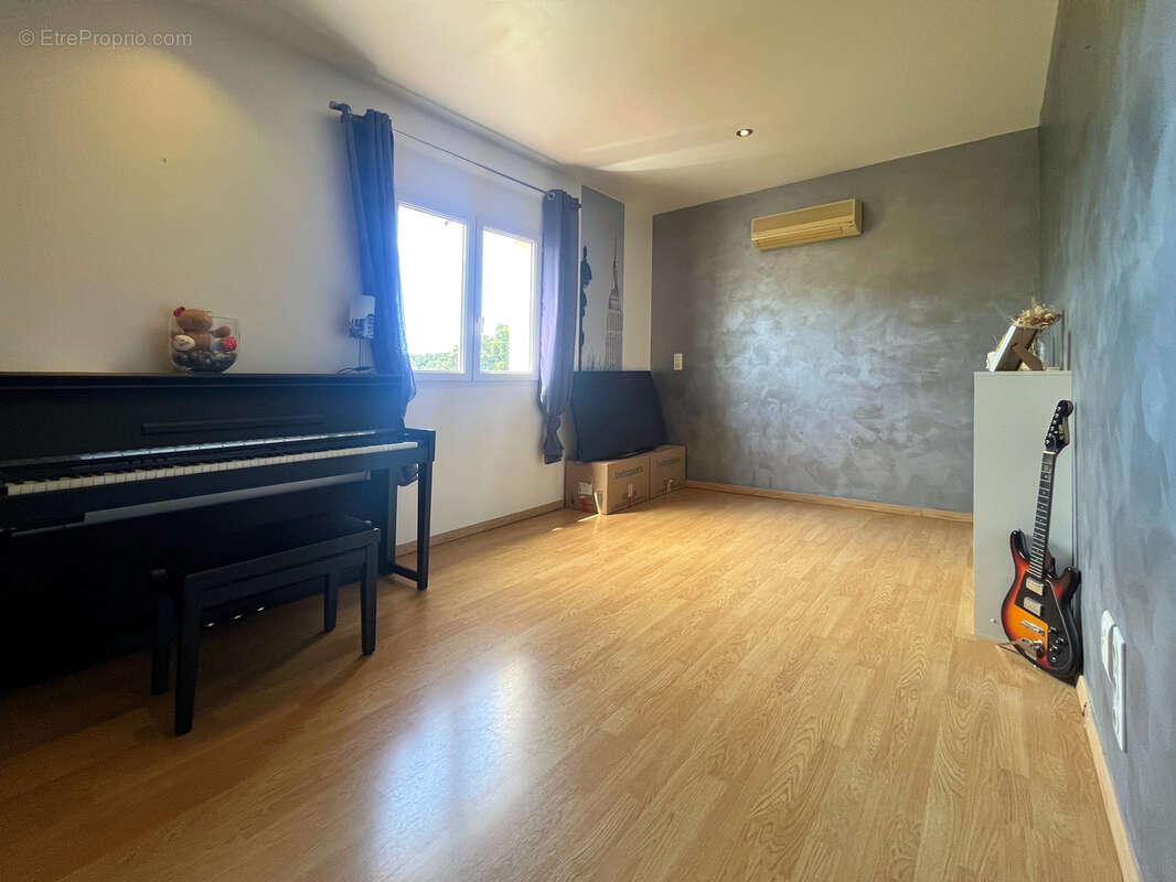 Maison à ECCICA-SUARELLA