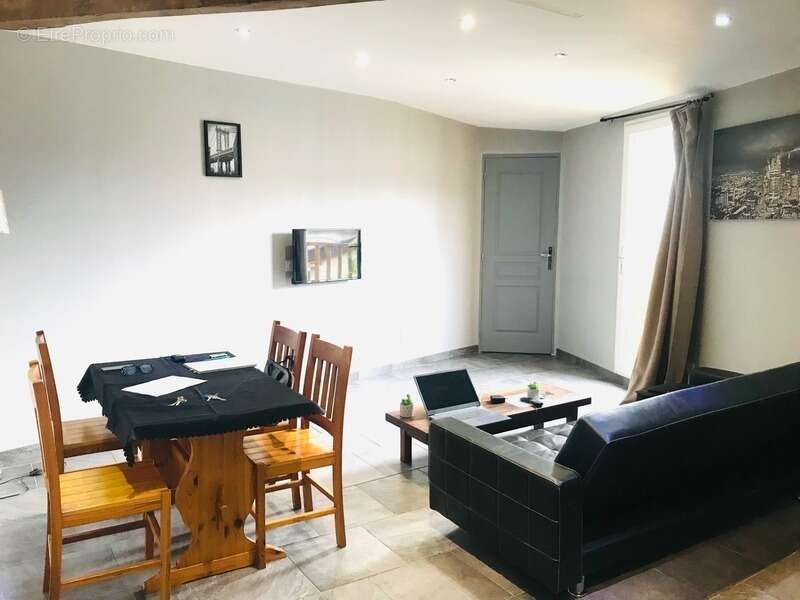 Appartement à LA GUERCHE-SUR-L&#039;AUBOIS