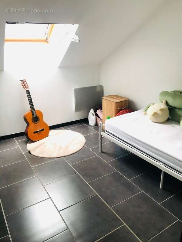 Appartement à LA GUERCHE-SUR-L&#039;AUBOIS