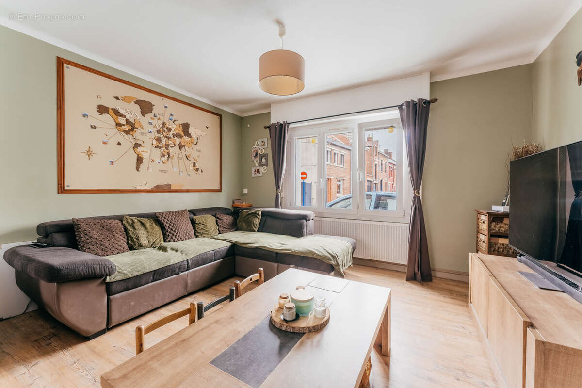 Maison à ANNOEULLIN