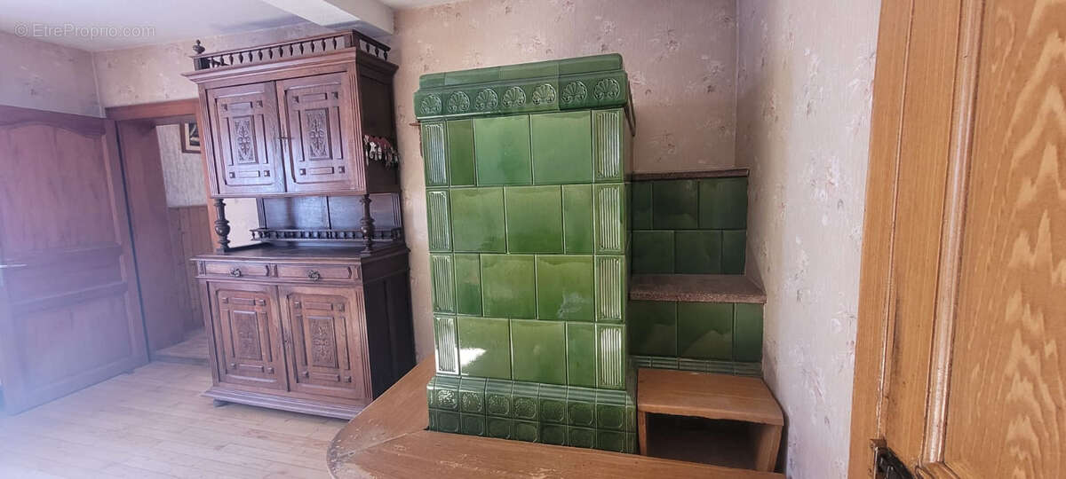 Maison à STEINBRUNN-LE-HAUT