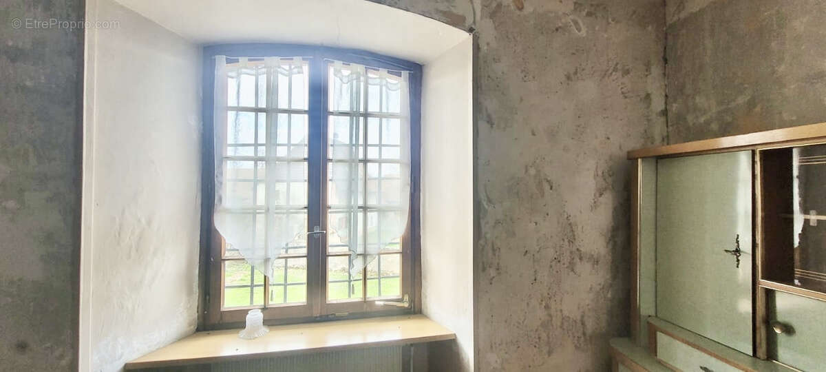 Maison à STEINBRUNN-LE-HAUT