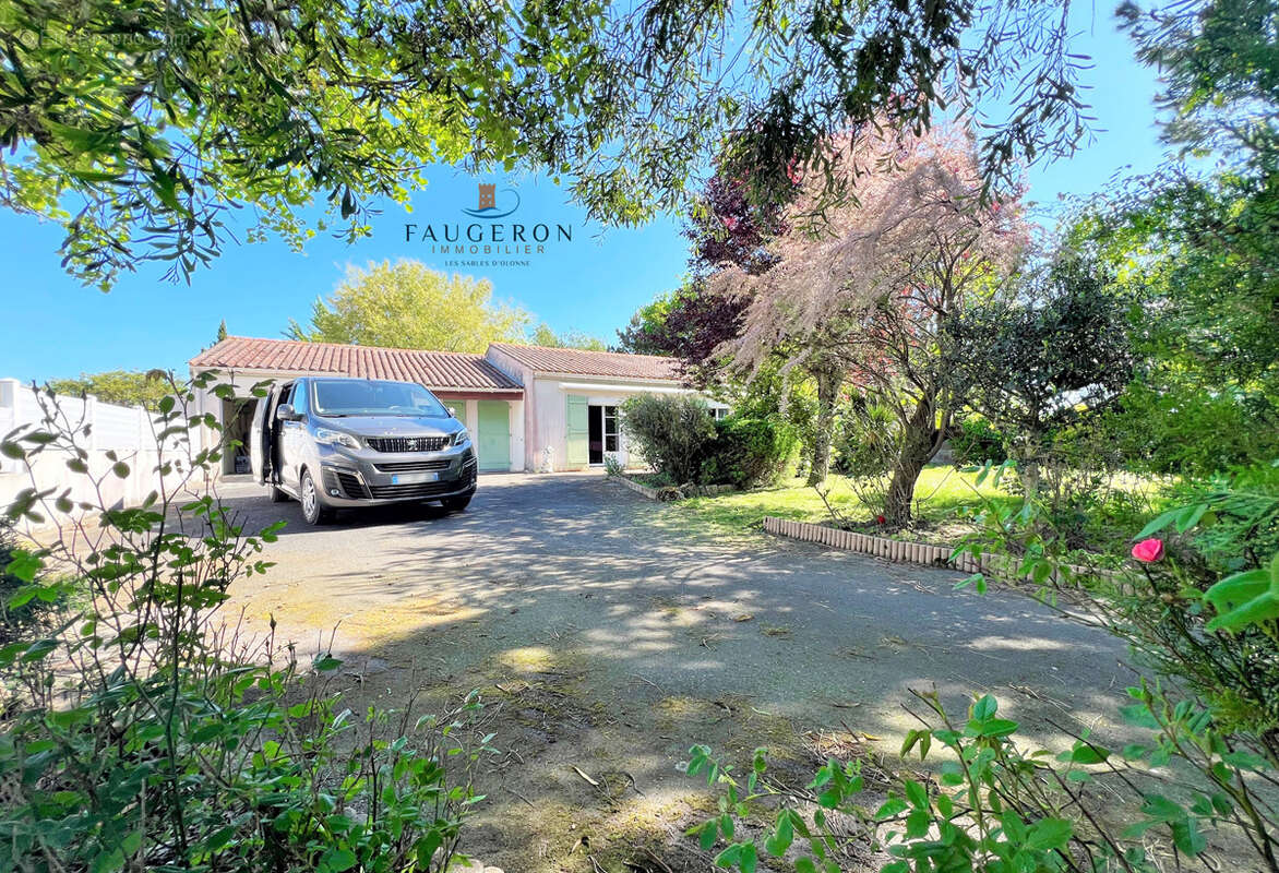 Maison à TALMONT-SAINT-HILAIRE