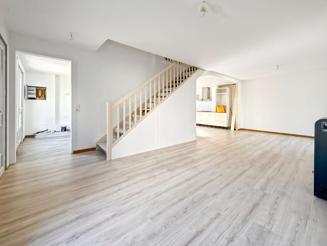 Maison à RILLIEUX-LA-PAPE