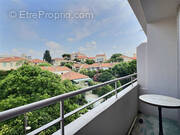 Appartement à MARSEILLE-5E