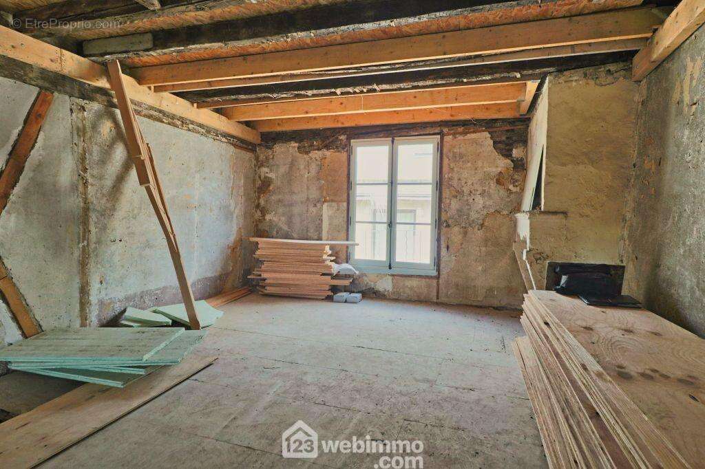 Avec la cuisine côté Grand Rue par exemple. - Appartement à POITIERS