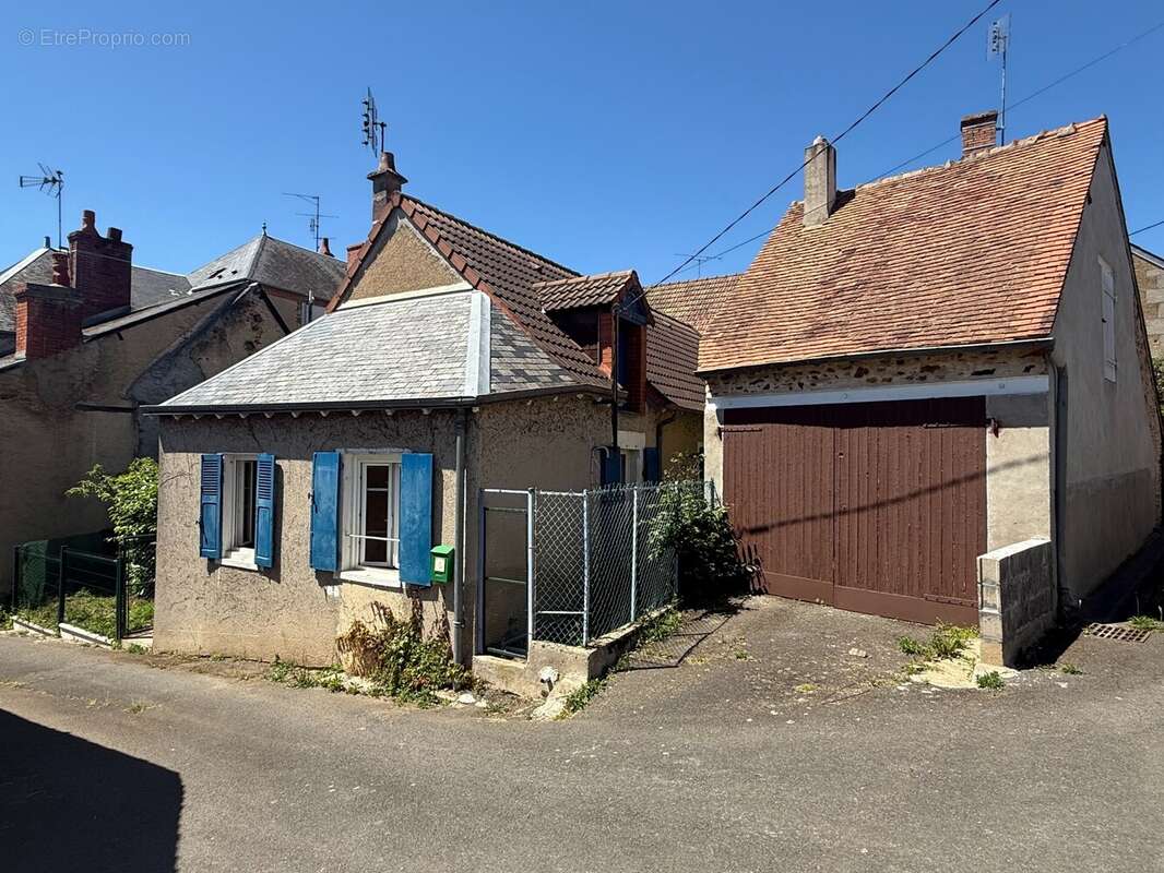 Maison à SAINTE-SEVERE-SUR-INDRE