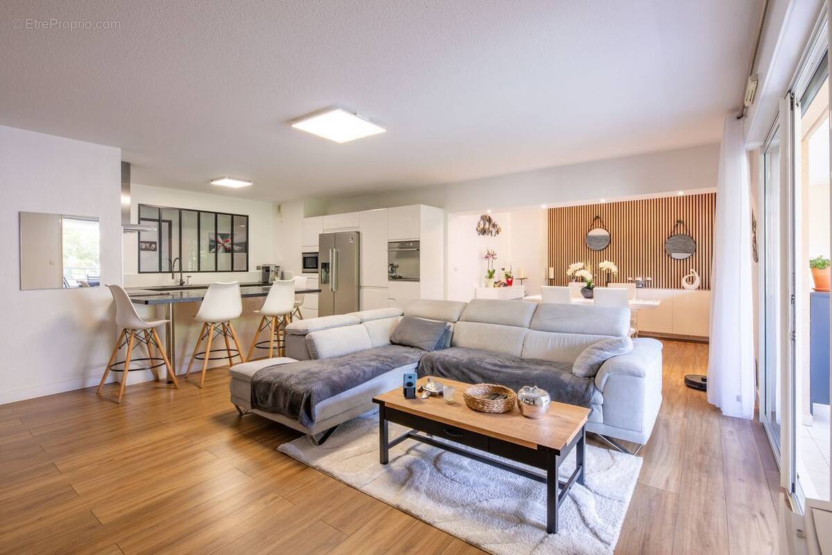 Appartement à SAINT-RAPHAEL