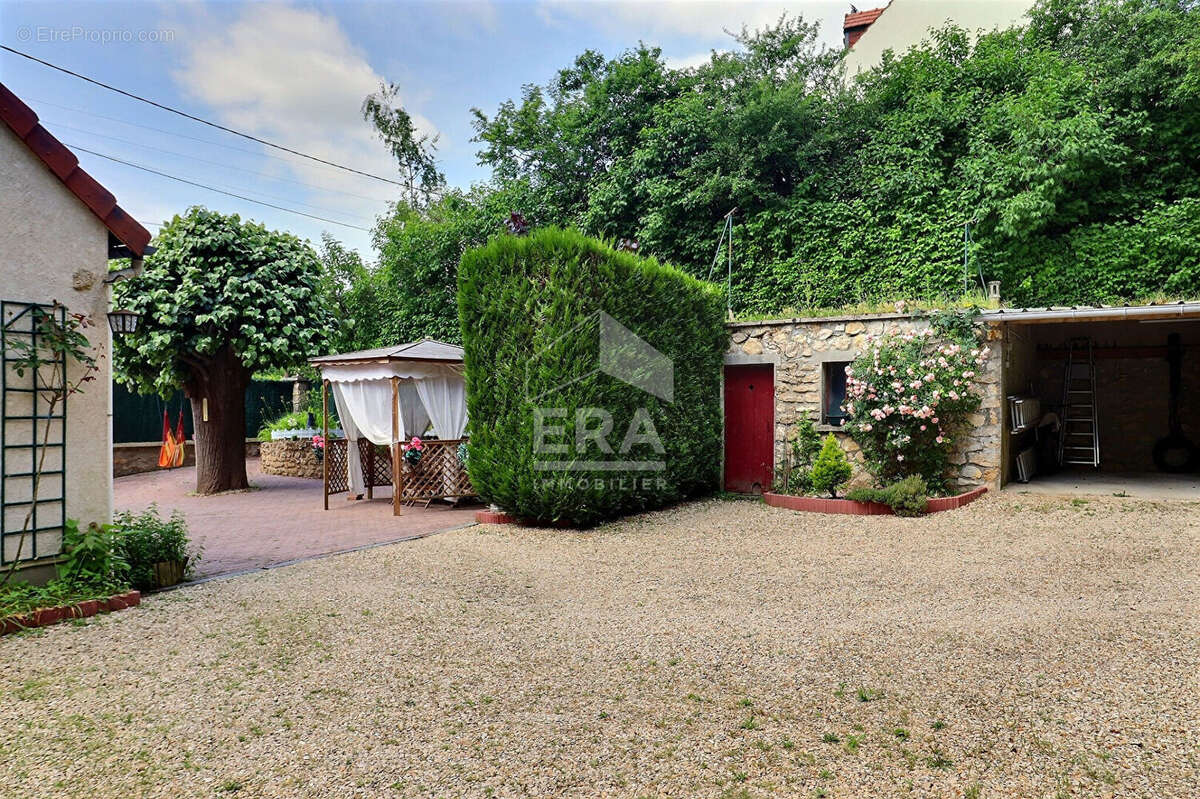 Maison à GUILLERVAL