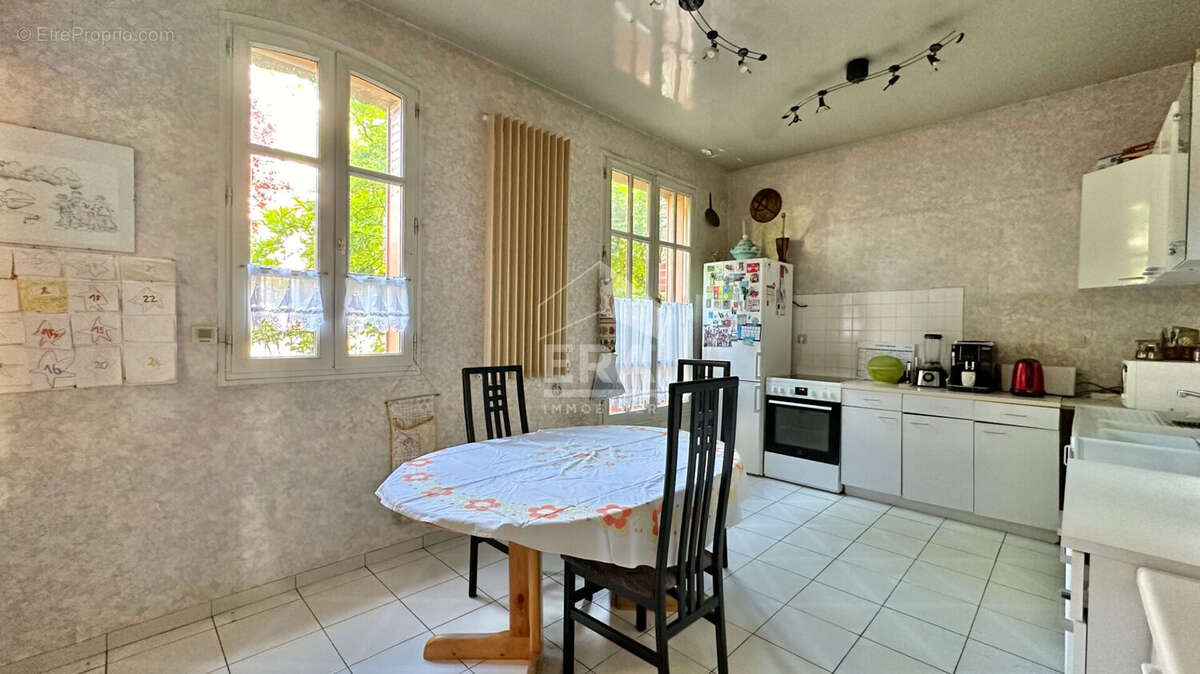 Maison à JUVISY-SUR-ORGE