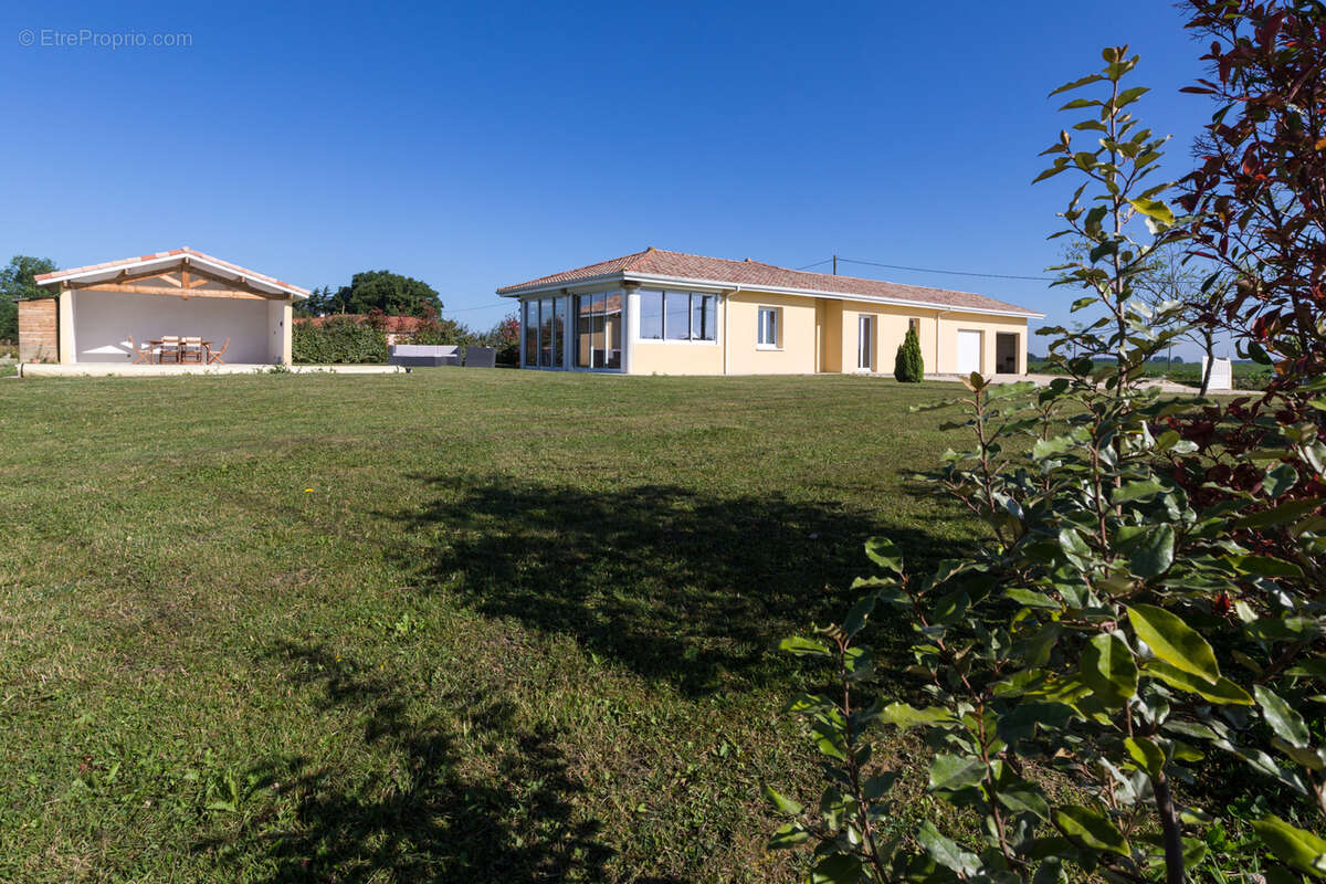 Maison à AIRE-SUR-L'ADOUR