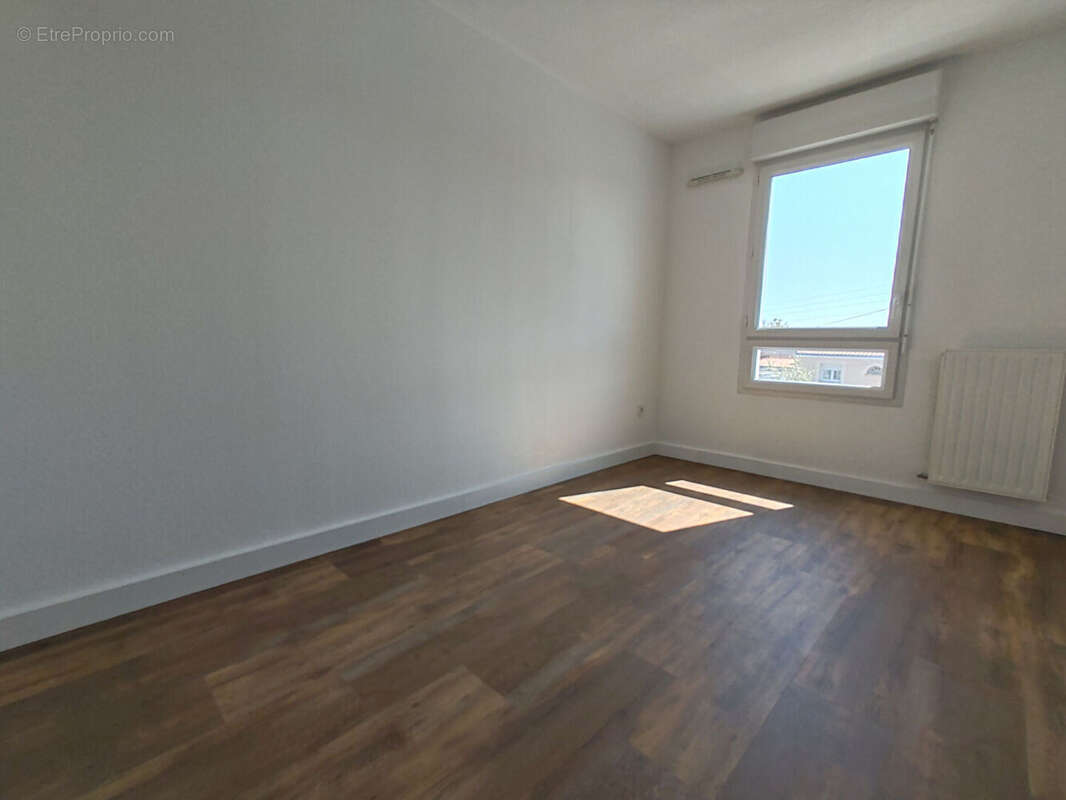 Appartement à SAINT-SEBASTIEN-SUR-LOIRE